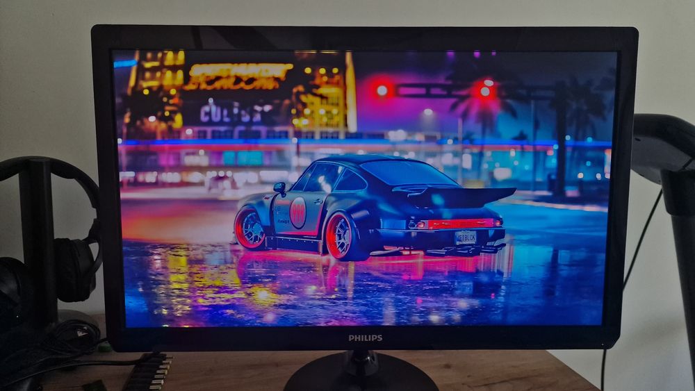 Монітор 24" Philips 247E4L