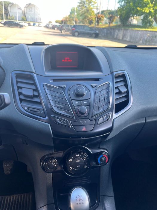 Vendo Ford Fiesta 1.4 TDCI