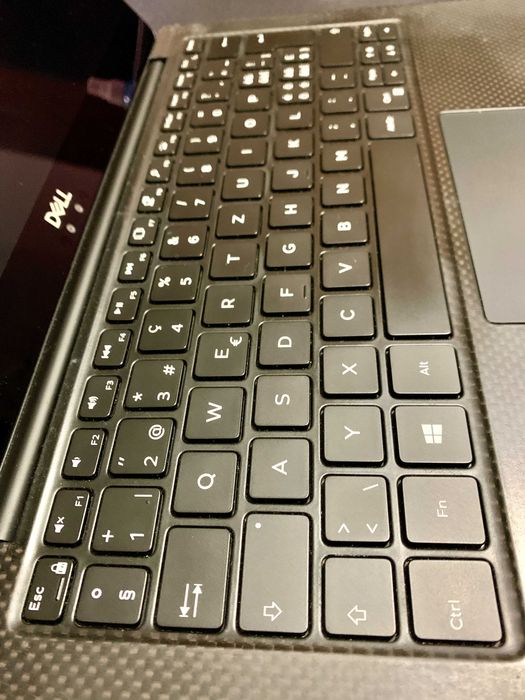 DELL XPS 13" 9370 C/ i7 + 16GB RAM + 256GB SSD + Bateria NOVA