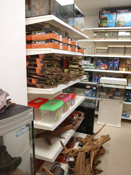 Pokrywa do akwarium 80x35 AP profilowana T5 2x24W czarna/ aluminium