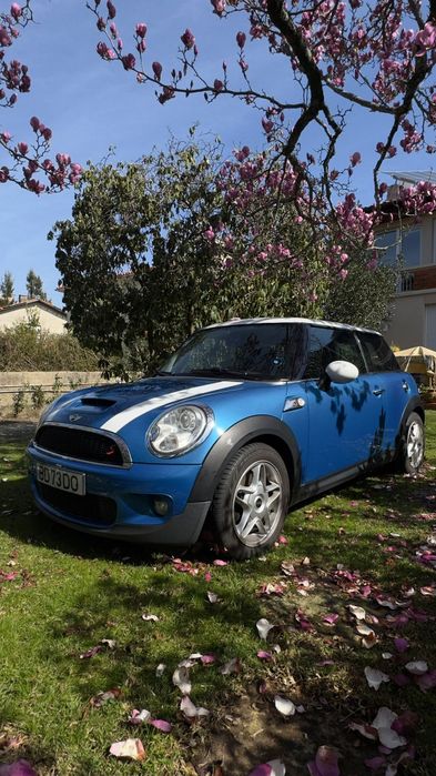 Mini Cooper S 2007488511084367063040