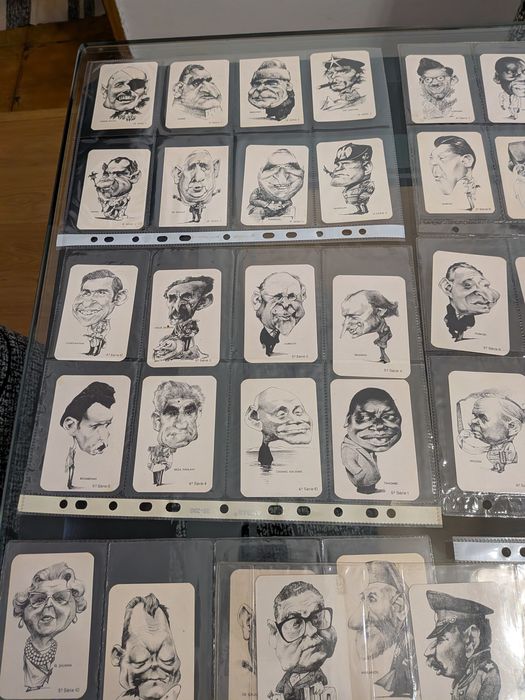 Calendários de coleção caricaturas