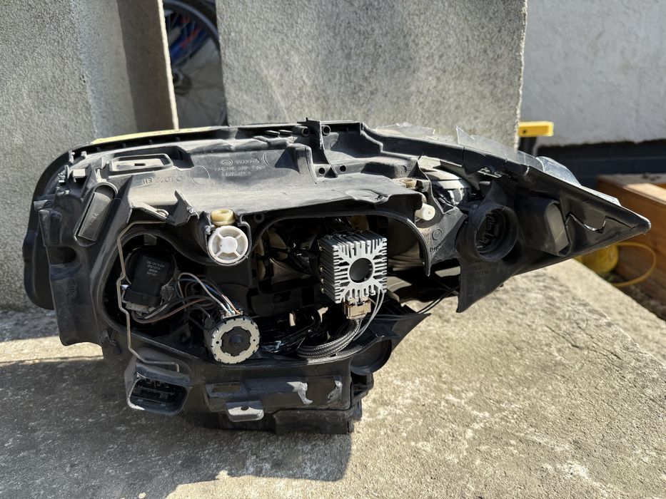 Lampa prawy przód Bmw e87 seria 1