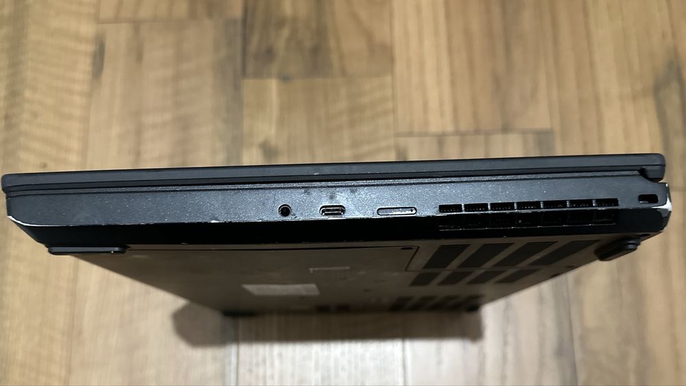 Lenovo ThinkPad P53 i7-9750H 32GB 512GB SSD QUADRO T2000