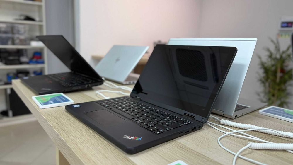 Lenovo ThinkPad 11e Yoga Gen6 | m3 8ª Geração | 11.6'' HD Touch | 8GB Ram | 256GB SSD | Garantia 18 Meses