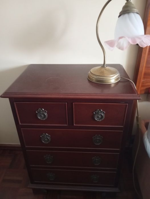 Mesa de cabeceira