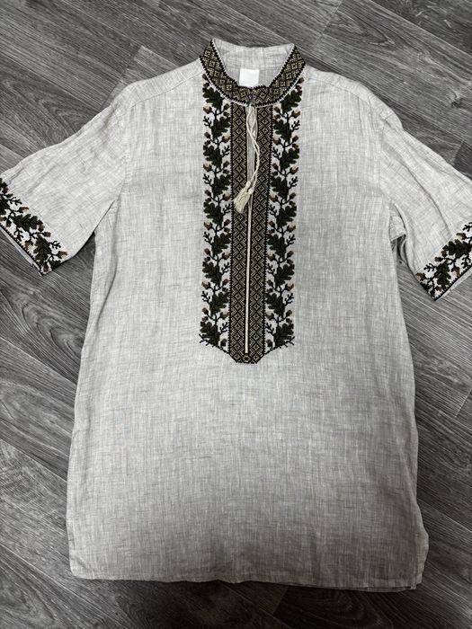 Чоловіча вишиванка з льону