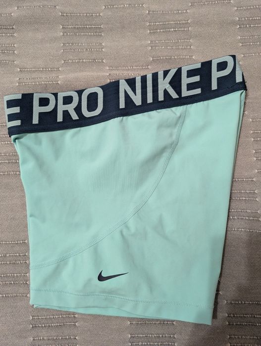 Термошорты женские Nike Pro SHORT черный/голубой. S,M