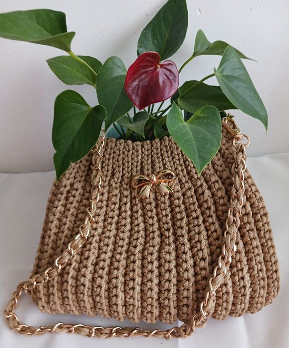 Torebka ,sprzedam ręczna robota