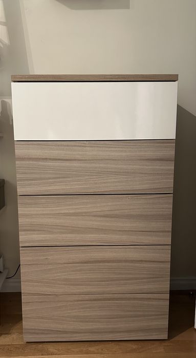 Cómoda IKEA como nova