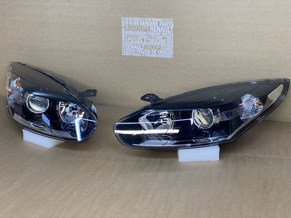 Фари передні Рено Меган 3 Renault Megane 3 Нові