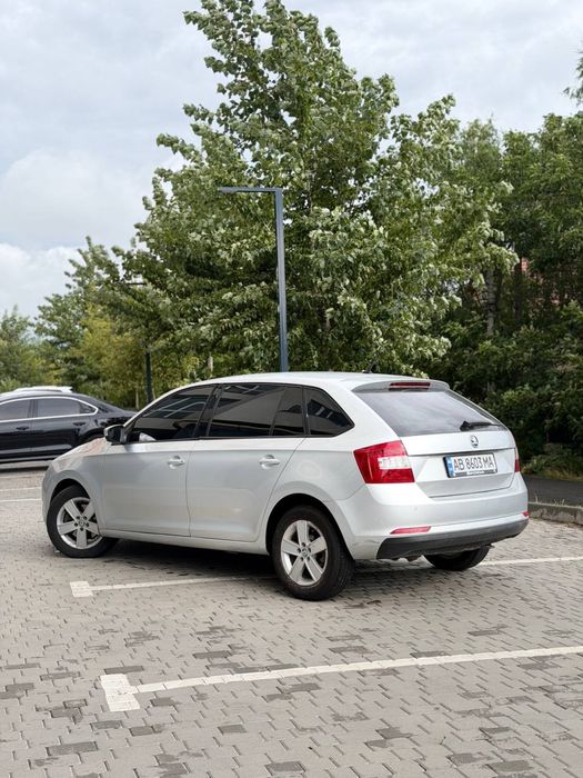 Продам skoda rapid , дизель 1.6
