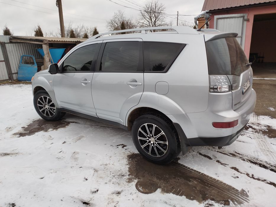 Продам Міцубісі Аутлендер