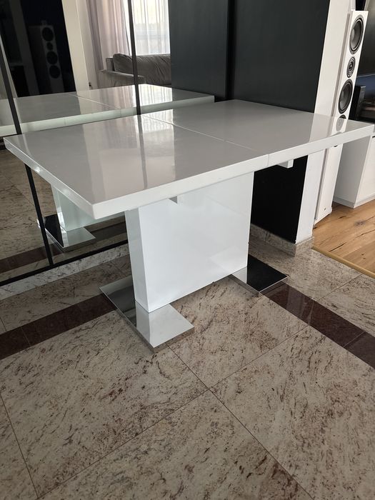 Stół biały lakierowany rozkładany