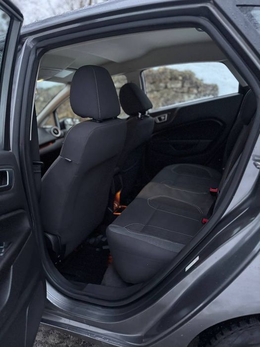 FORD FIESTA 2013 рік