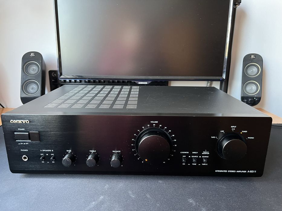 Wzmacniacz Onkyo A-9211
