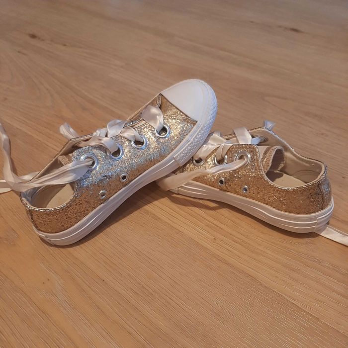 Tenis All Star Dourada com Glitter T.31.5