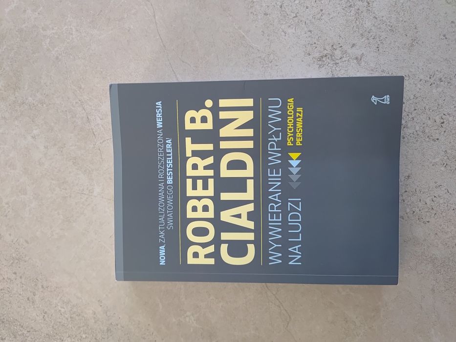 Książka Wywieranie wpływu na ludzi