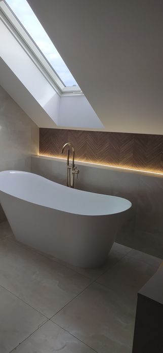 Remont łazienki  Ukladanie plytek