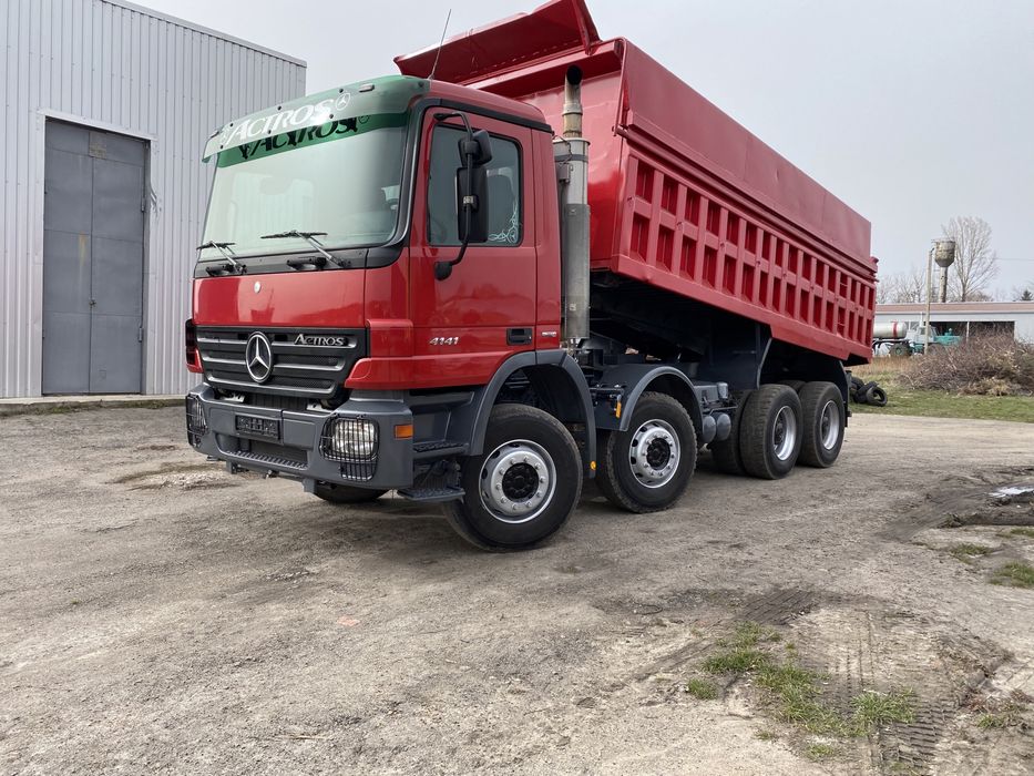 Мерседес 4141 самосвал