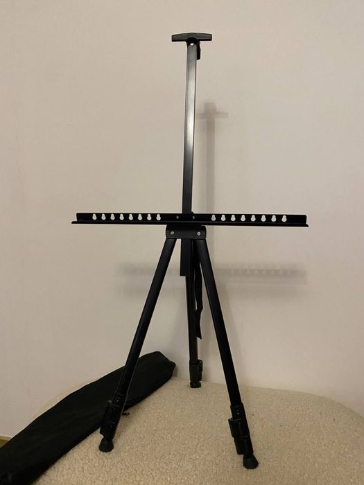 Стійка для мольберта / універсальна тринога
