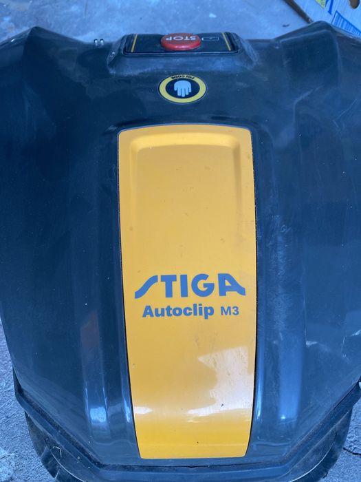 Robot koszący STIGA M3 garaż gratis