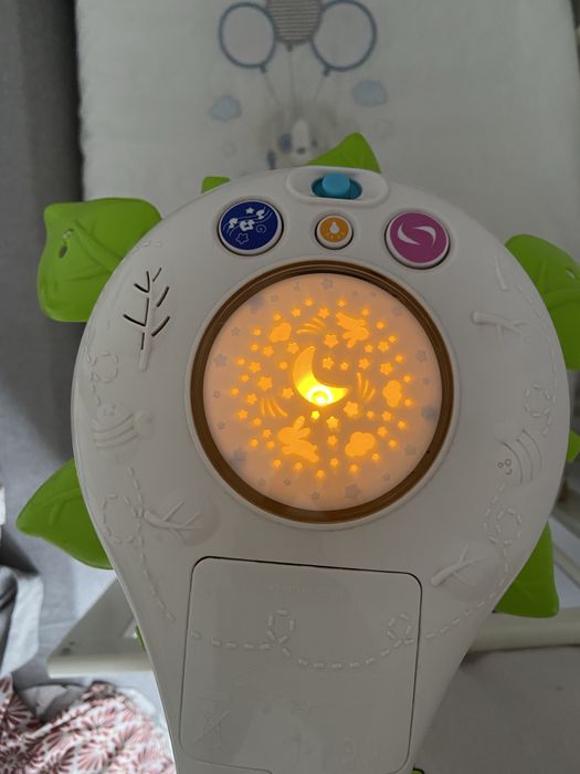 Móbile de projeção Ouatoo Baby (animais) para berço