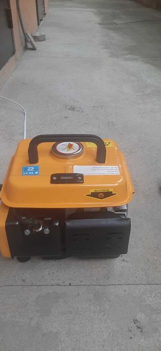 Продам генератор Мини Jhonsorr 800w: 5 500 грн. - Генератори Суми на Olx