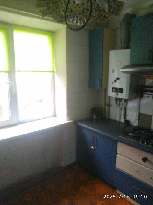 Продам 2 комн. кв-ру в п. Эсхар, 4/5. Пл. 52 м2