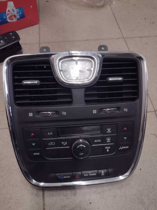 Caravan Voyager Town 11- panel klimatyzacji