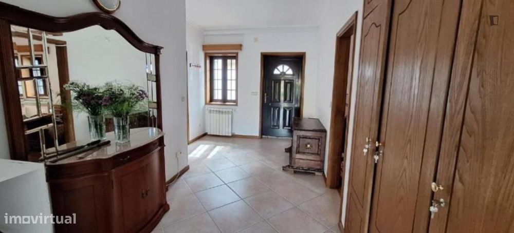 Casa com 3 quartos - localizado em Braganca
