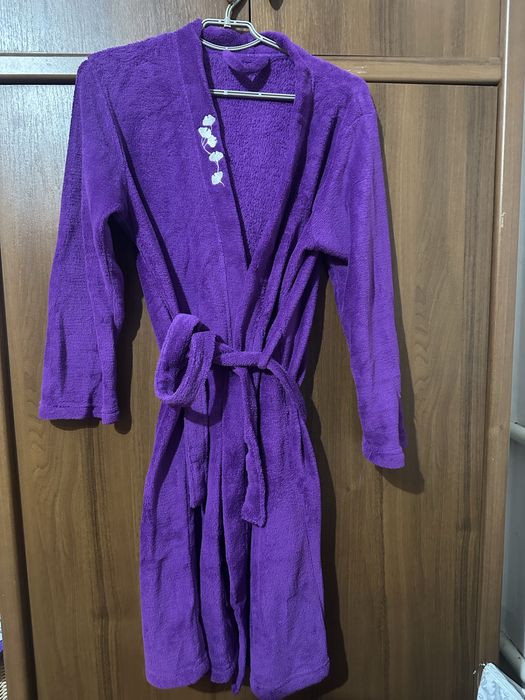 Продам халат для дівчини