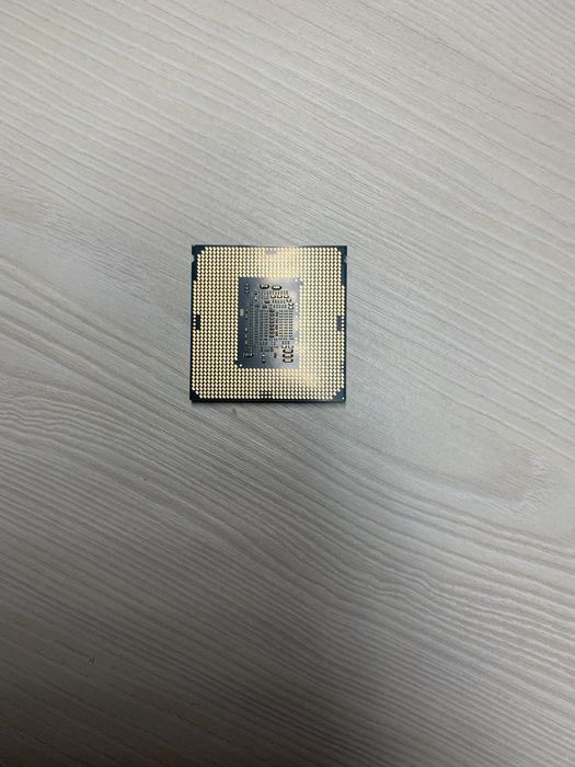 Процесор Xeon E3-1240 v5