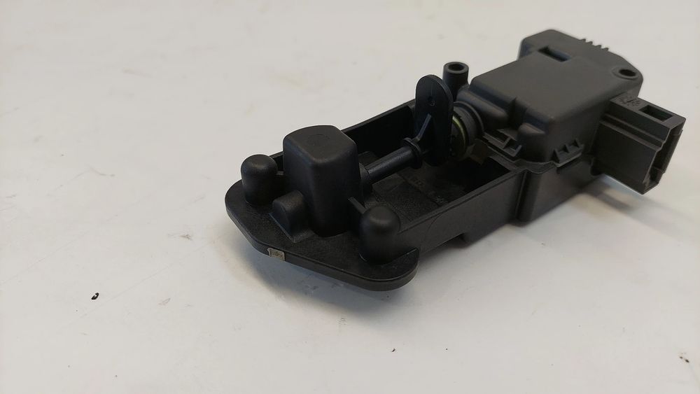 Pistola do depósito de combustível VOLVO S40 II (MS)