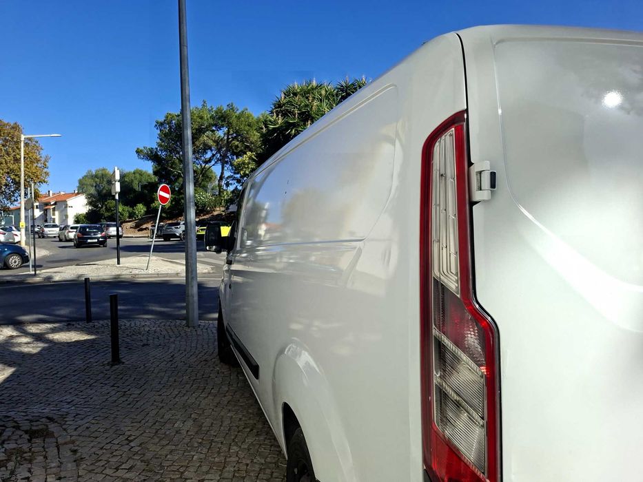 Ford transit custom longa