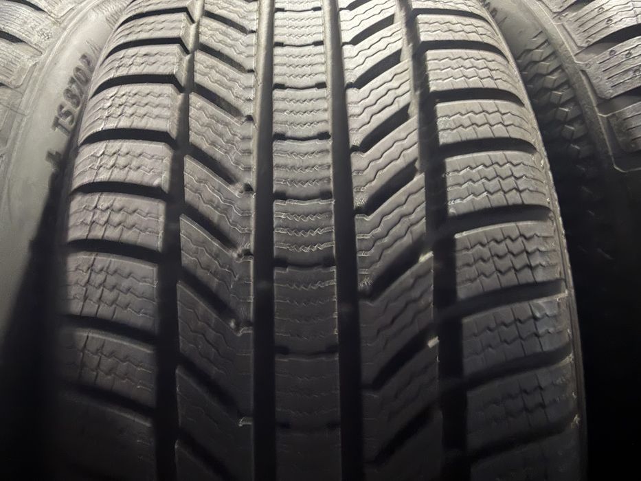 215/55 r 18 Continental 4шт.