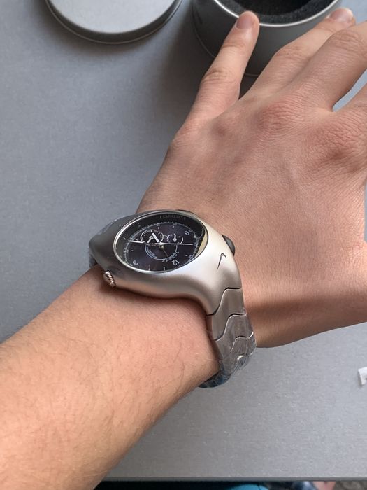 Новий годинник Nike Triax