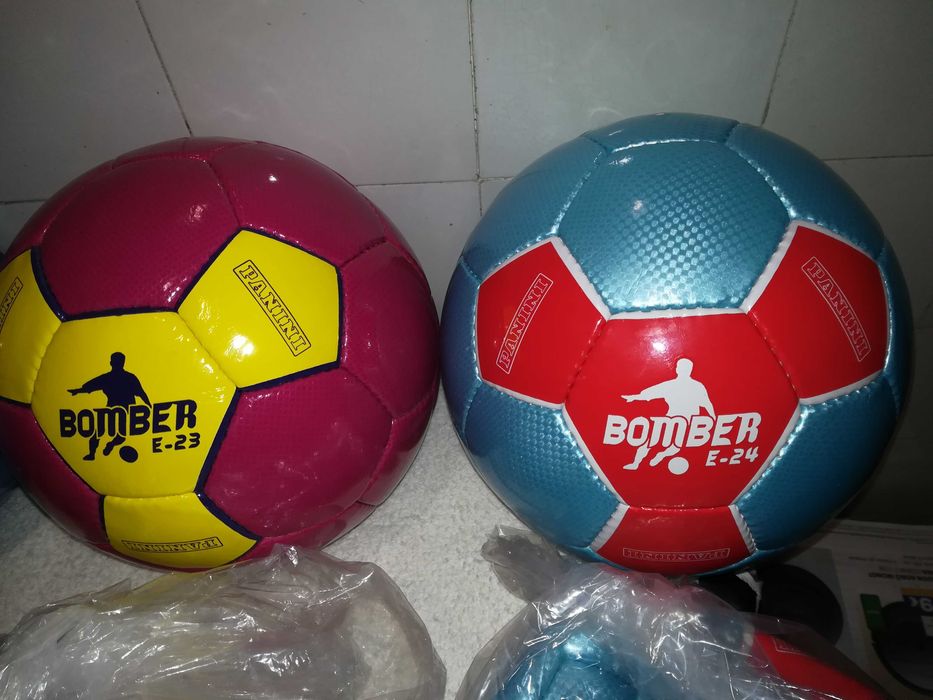 bolas de futebol da panini (bomber) novas