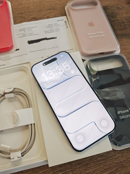 iPhone 17 Air 6.5" 256GB Azul Céu Seminovo C/Garantia   Aceito Retomas