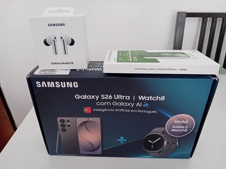 Samsung galaxy S26 ultra com auricular galaxy buds 3 Fe