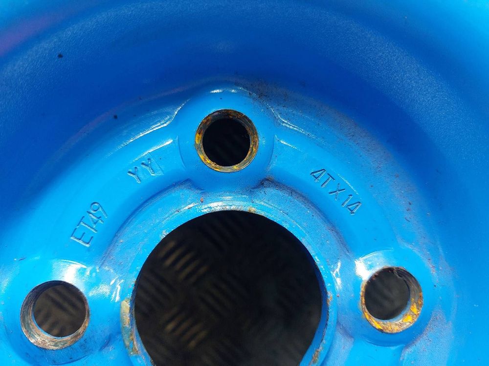alt