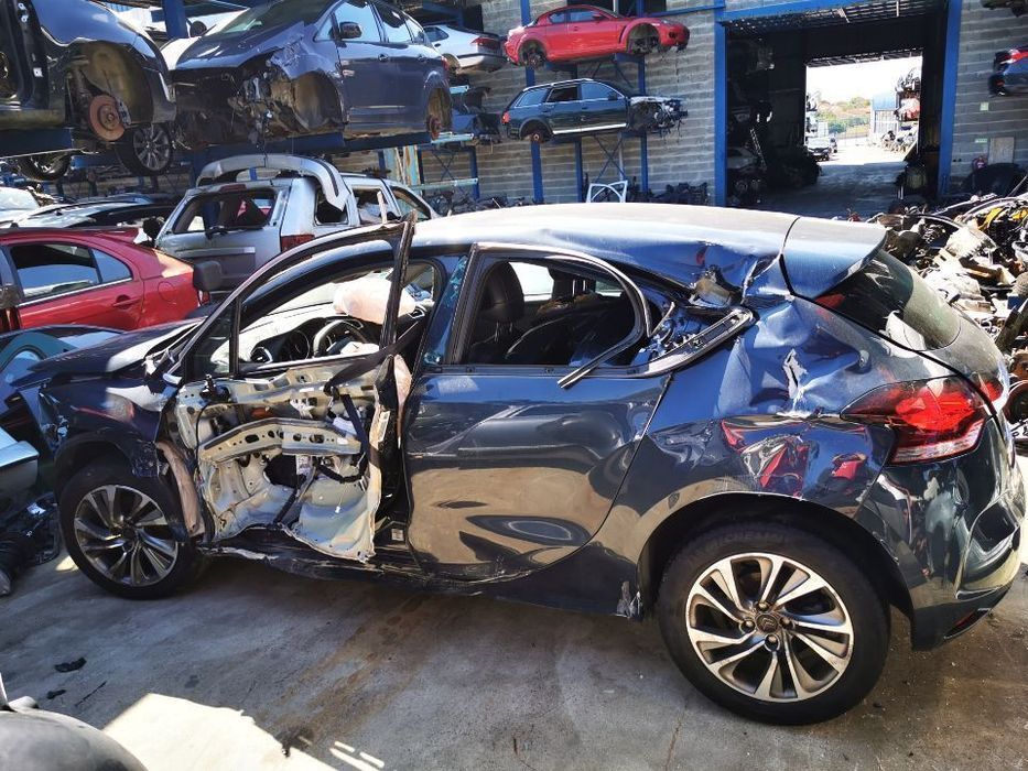 Peças Citroen DS4 1.6 HDI do ano 2013 (9HR)