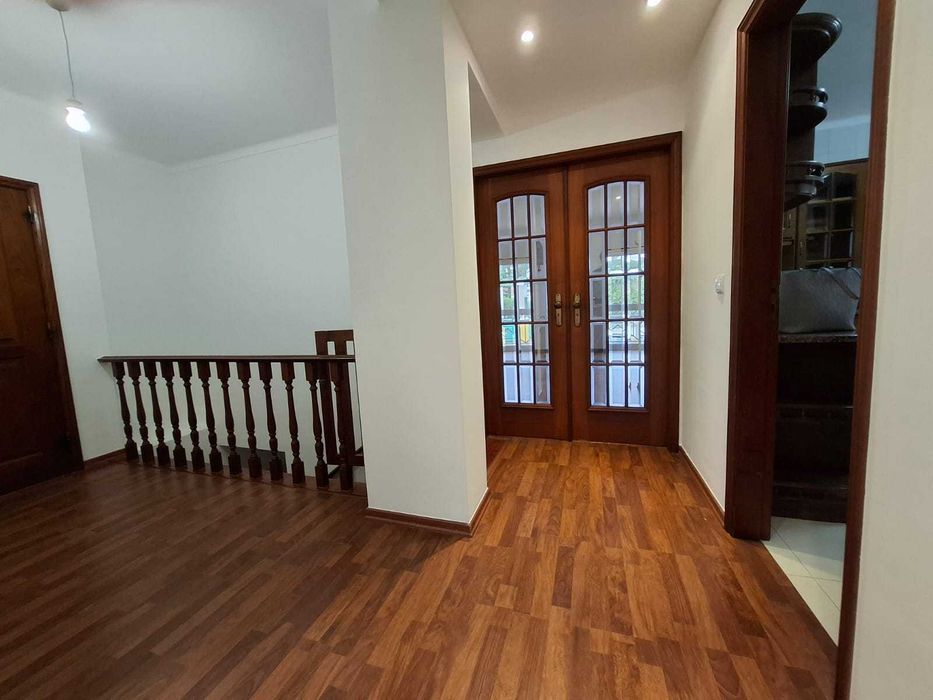 Arrenda-se apartamento