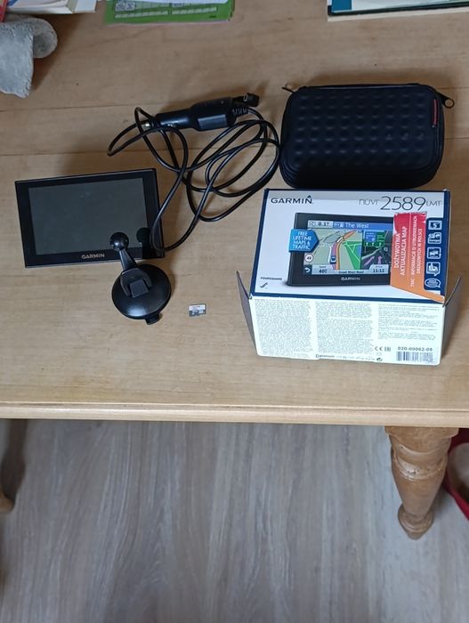 Garmin nüvi 2589LMT GPS Nawigacja Samochodowa Komplet
