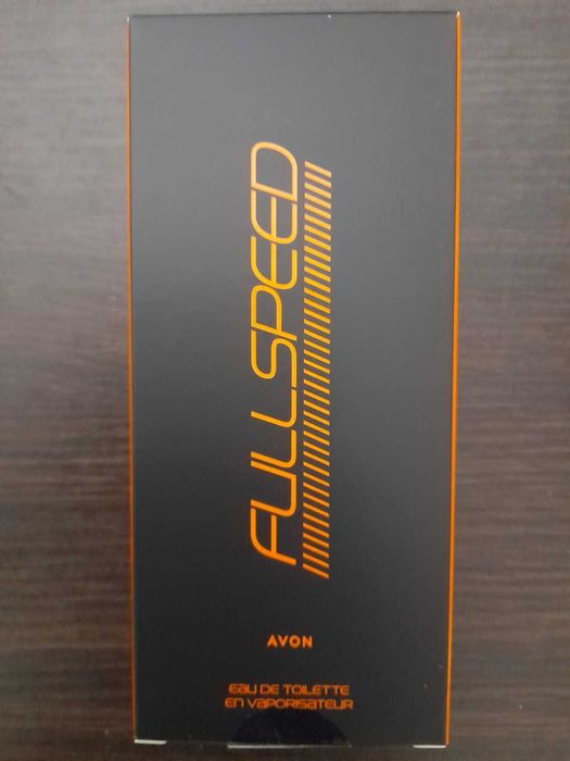 Чоловіча туалетна вода та набори Full Speed від Avon [Польща]