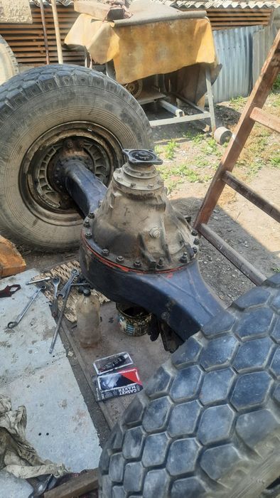 Задній міст до зіл130