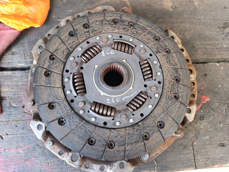 BMW E60 3.0d tarcza i doscik