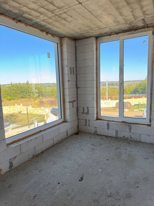 Продаж будинку на Дендропарку