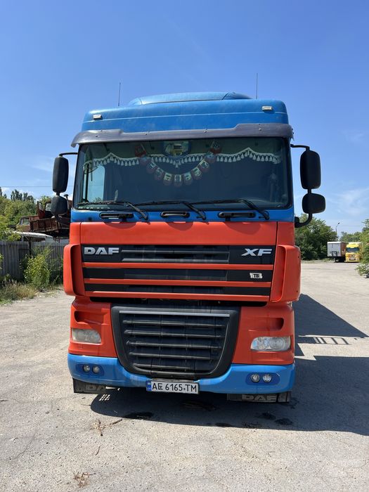DAF XF 105 2013 рік причеп самоскид Schmitz 2017 рік