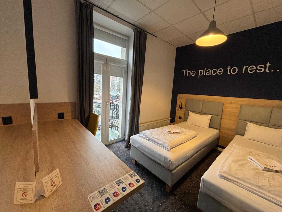 DREAM & HOSTEL CENTRUM , śpij tanio i wygodnie , дешево і зручно , FV
